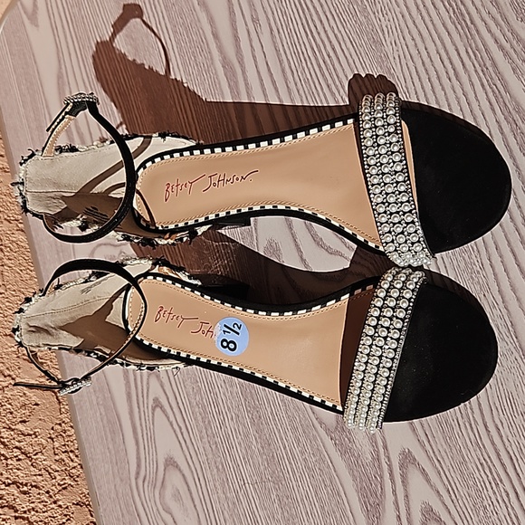 Betsey Johnson Annela embellished rhinestone sandals size 8.5 - Picture 5 of 15